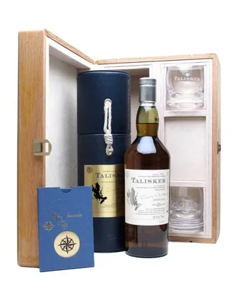 Talisker 25 jaar oud Sea Chest Gift Pack 2 Glasses